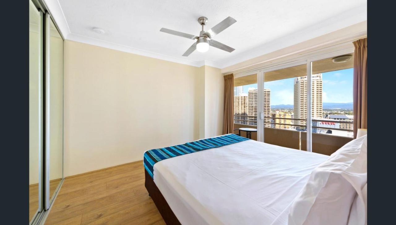 Zenith Ocean Front Apartments Gold Coast Exterior foto